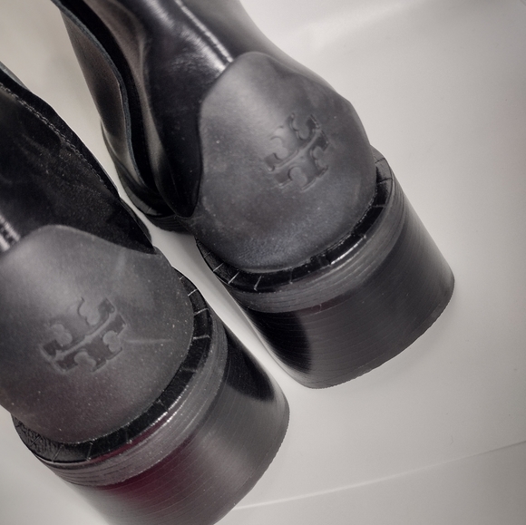 TORY BURCH Expedition Boot LEATHER CHUNKY SQUARE TOE BLACK Rubber Trim Size 8M - Picture 7 of 15